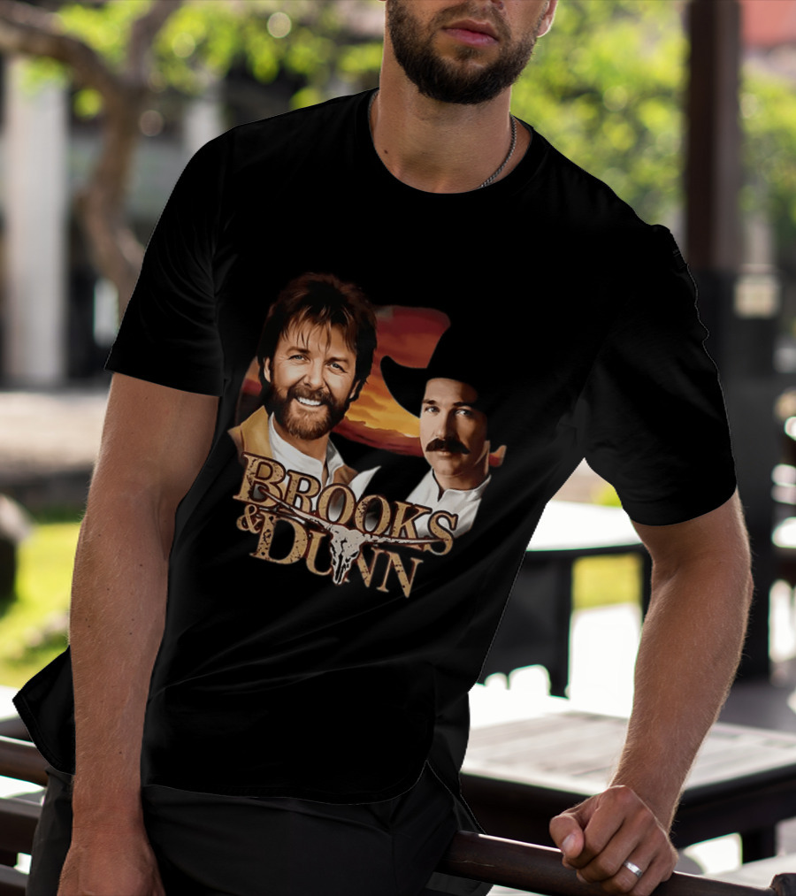Brooks And Dunn Von Miller Dallas Cowboys Sunset T-Shirt