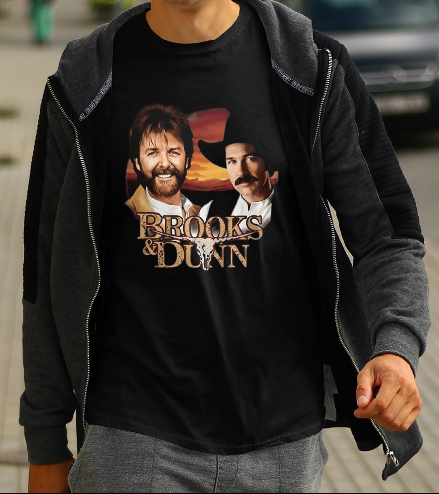 Brooks And Dunn Von Miller Dallas Cowboys Sunset T-Shirt