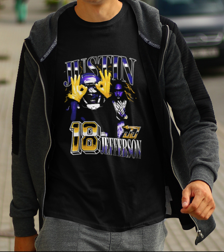Justin Jefferson 18 Gold Gloves Lightning Bootleg Player Photos T-Shirt