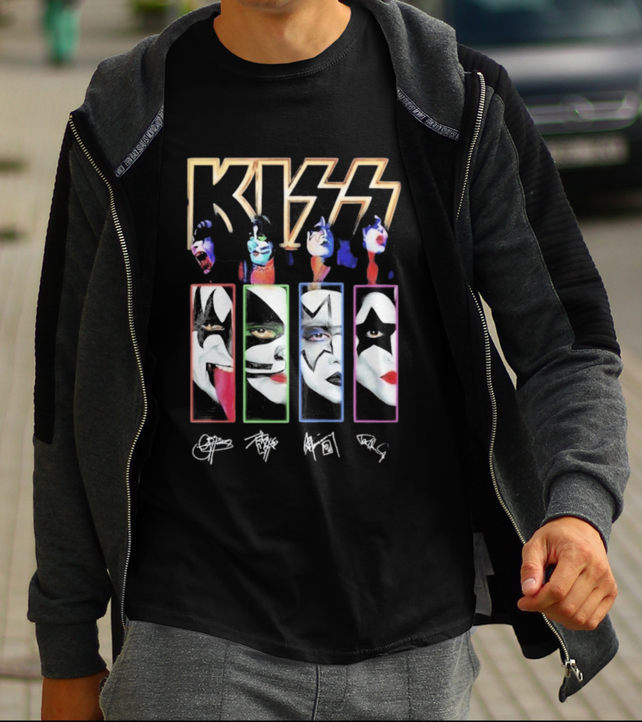 KISS Band Members Faces And Autographs Signature T-Shirt