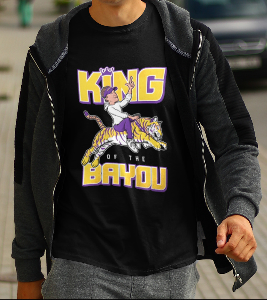 King Of The Bayou Lane Kiffin Tiger Riding T-Shirt