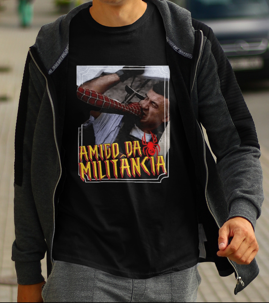 Amigo Da Militância Spider Man Punching T-Shirt