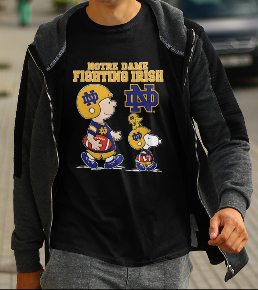 Notre Dame Fighting Irish Snoopy Charlie Brown Football 2026 Peanuts T-Shirt
