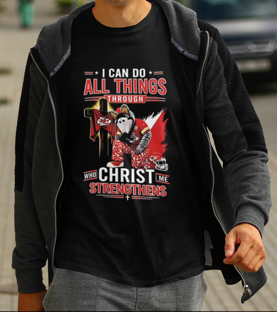 I Can Do All Things Through Christ Who Strengthens Me Kansas City Chiefs Football Player Kneeling Prayer Cross T-Shirt