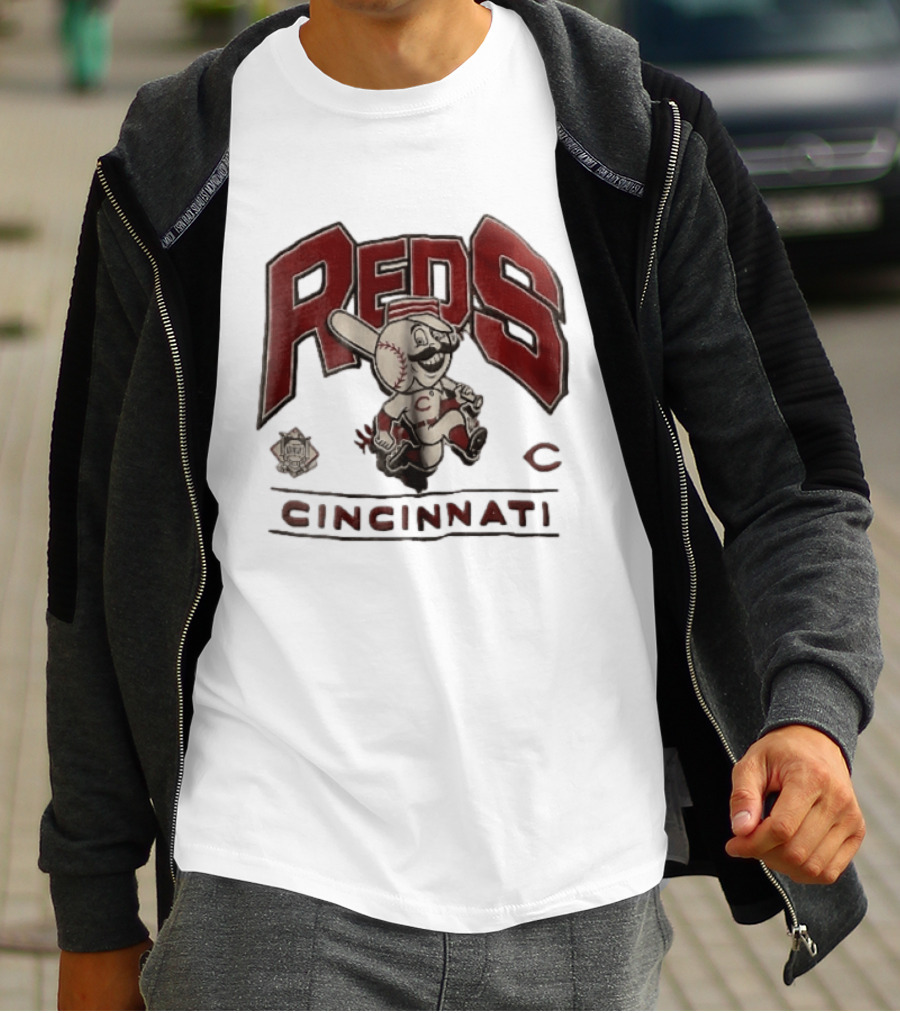 Cincinnati Reds Cartoon Running Bat Mascot Vintage MLB Fan Gear T-Shirt