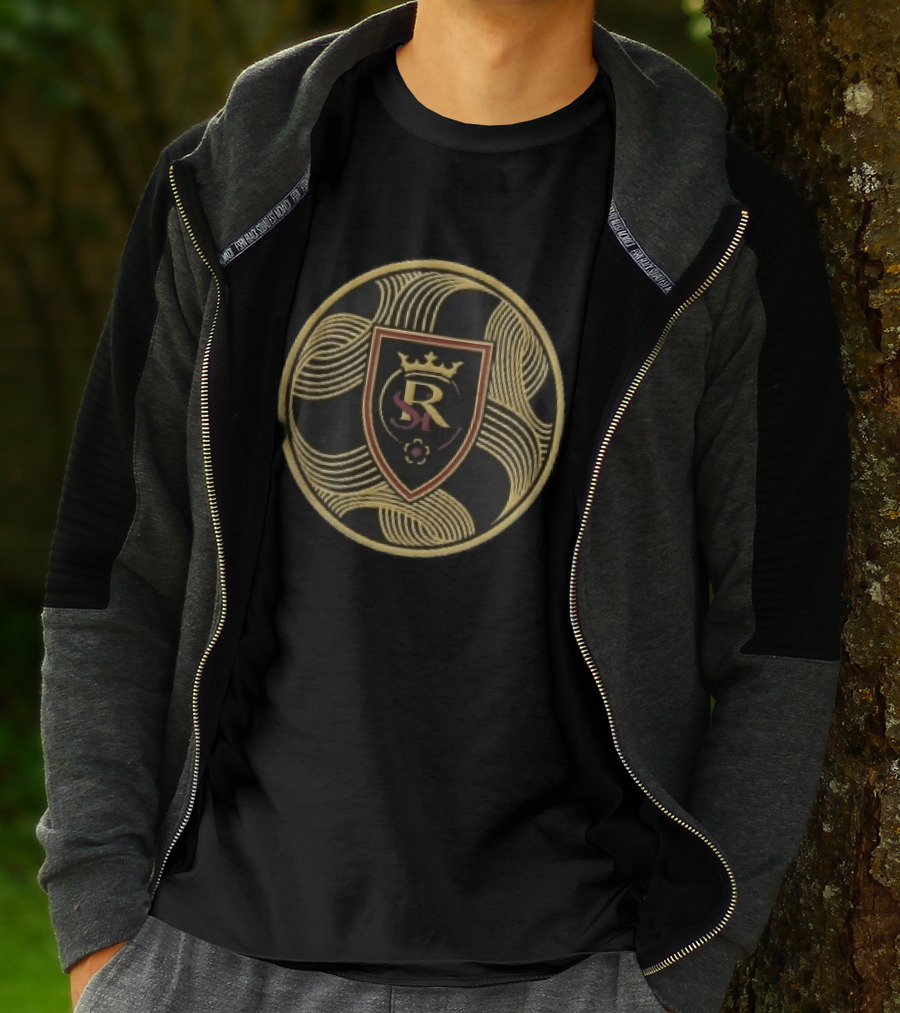 Royal Shield Gold Crown Monogram Rs Filigree Circular T-Shirt