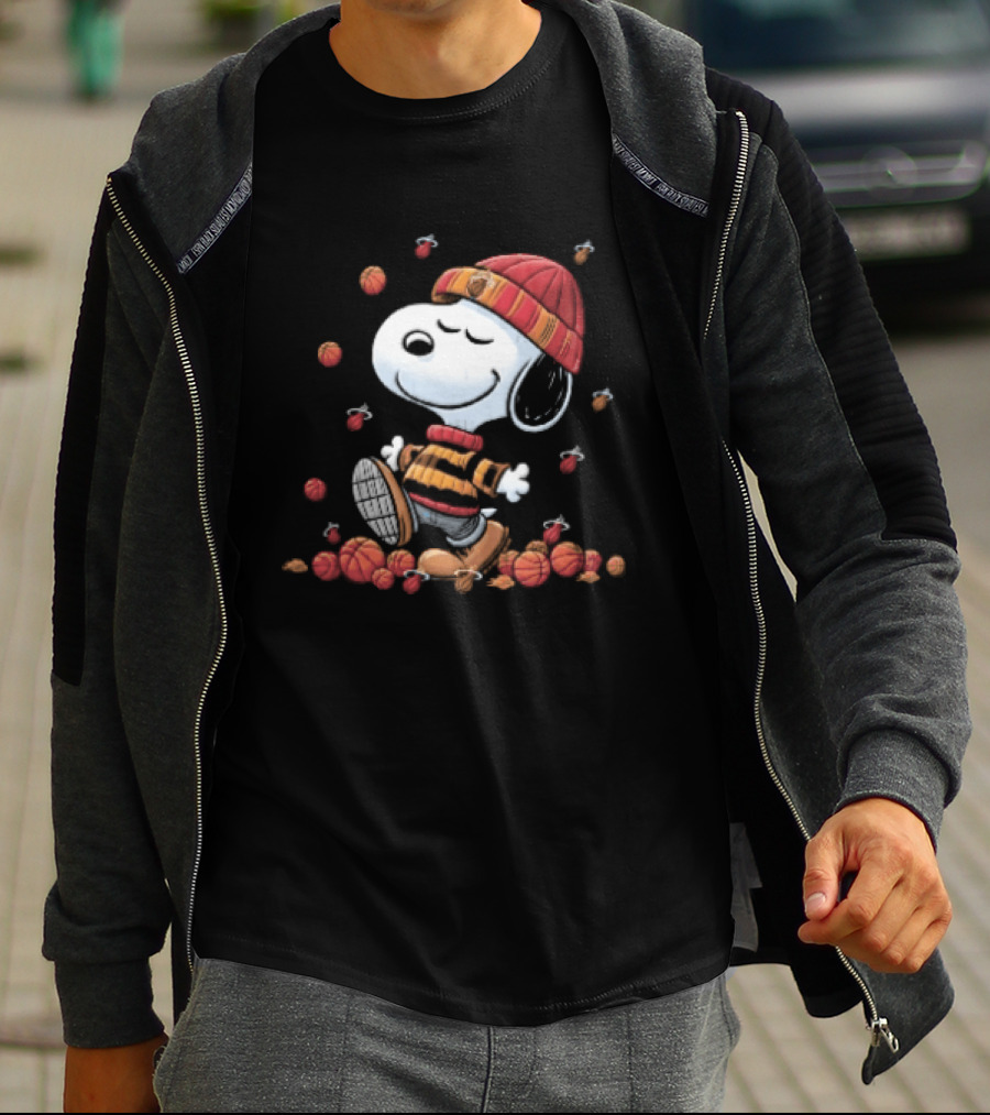 Miami Heat NBA Snoopy Walking Beanie Striped Flaming Basketballs Black T-Shirt