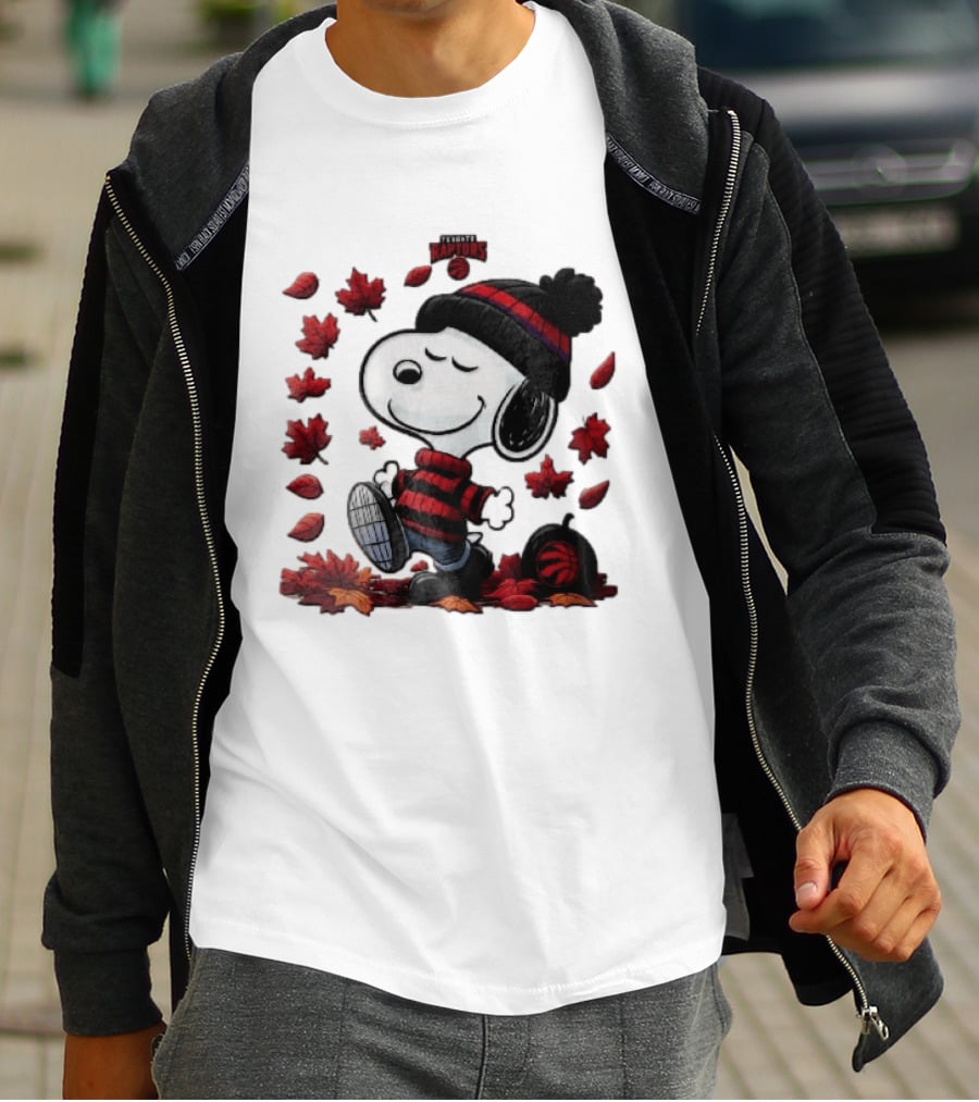 Toronto Raptors Snoopy Autumn Maple Leaves Pumpkin Walking T-Shirt