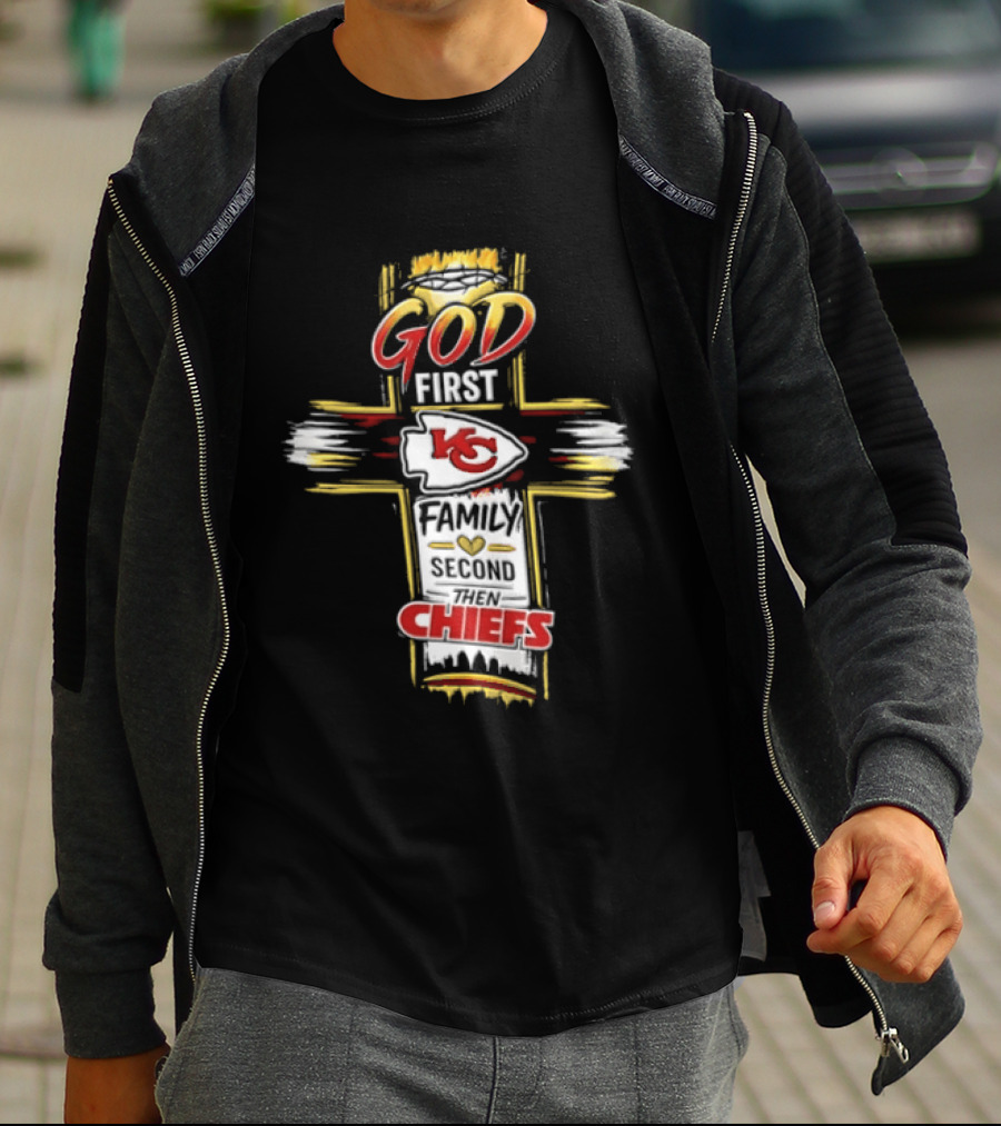 God First Family Second Kansas City Chiefs Cross Crown Of Thorns T-Shirt
