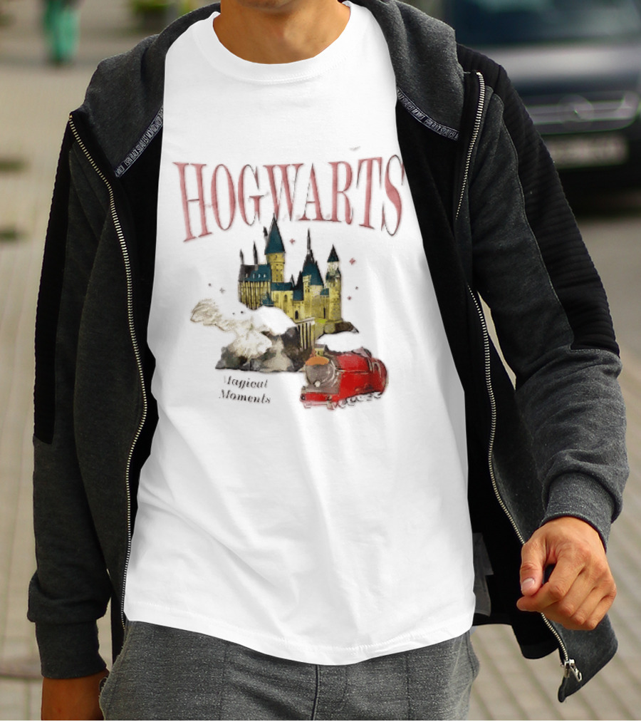 Hogwarts Castle Red Express Steam Train Magical Moments Hedwig Snowy Owl Watercolor T-Shirt