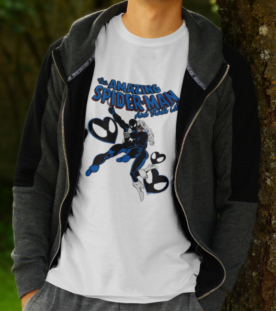 The Amazing Spider Man Hugs Black Cat With Hearts T-Shirt