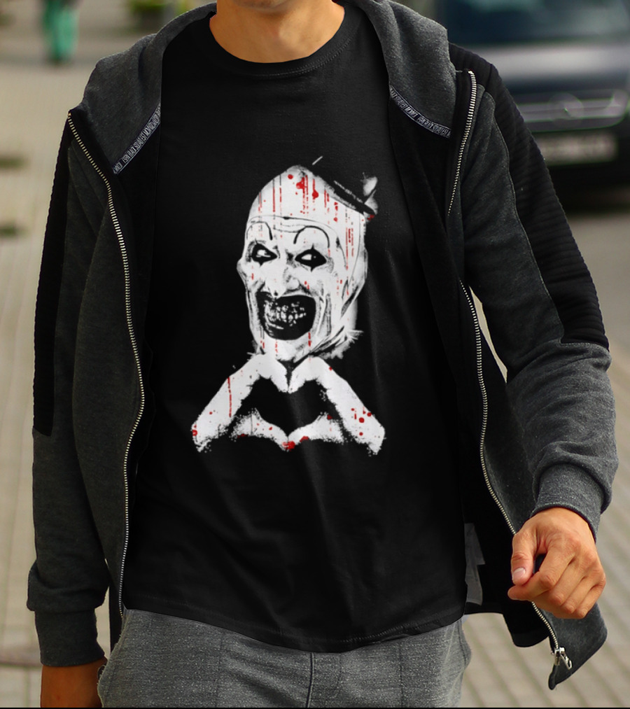 Terrifying Clown With Creepy Heart Hands And Bloody Accents T-Shirt