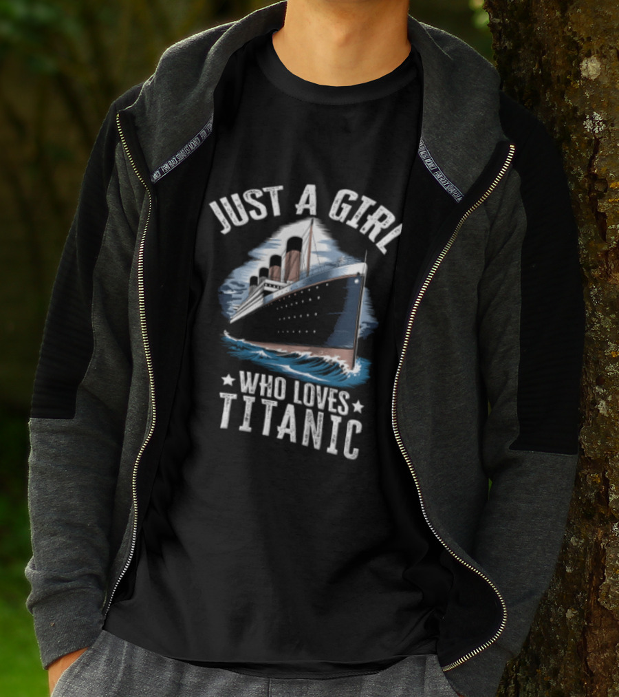 Just A Girl Who Loves Titanic Ocean Liner Ship Sailing Waves T-Shirt