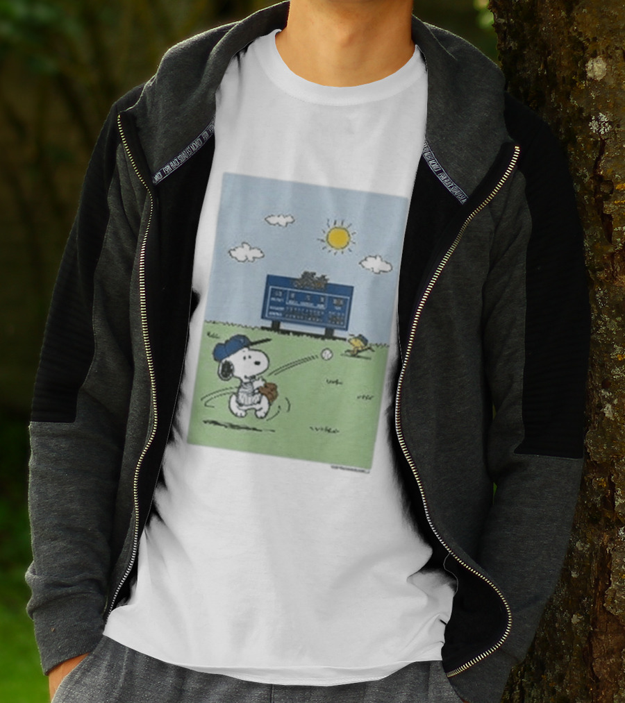 New York Mets Snoopy Peanuts Baseball Collaboration T-Shirt