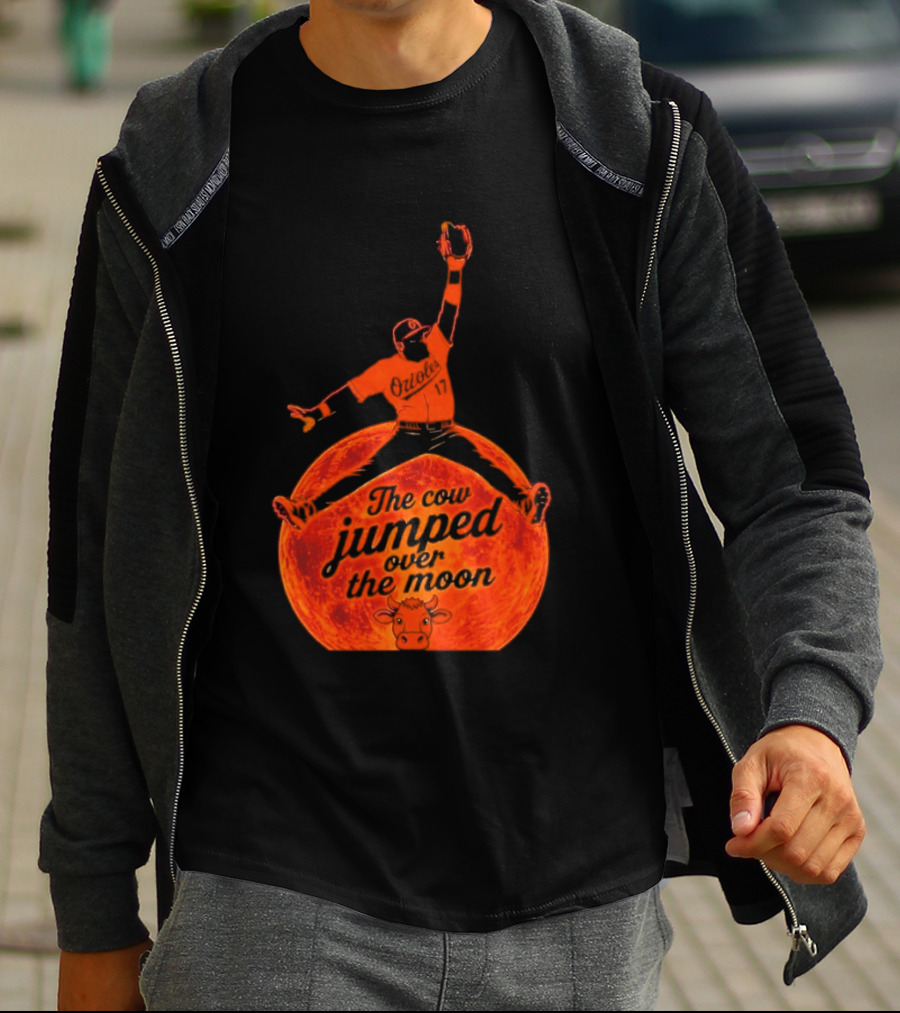 Colton Cowser The Cow Jumped Over The Moon Baseball Catcher T-Shirt