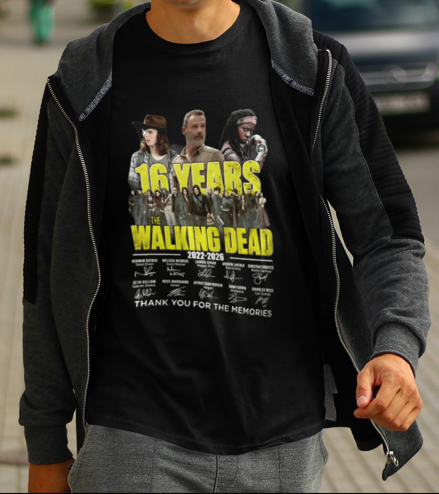 16 Years The Walking Dead 2022 2026 Cast Signatures Thank You For The Memories T-Shirt