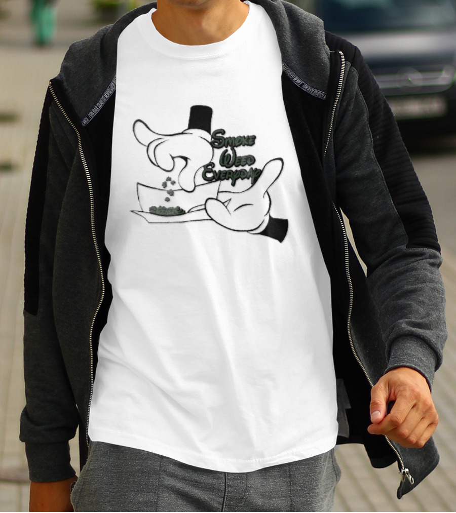 Cartoon Smoke Weed Everyday Gloved Hands Rolling Paper T-Shirt