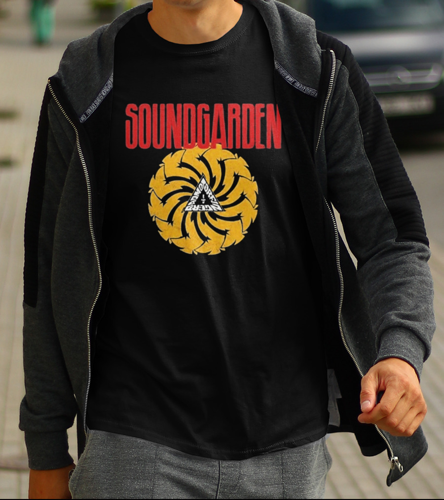 Ben Stiller Focker In Law Greg Focker Soundgarden Spiral Triangular T-Shirt