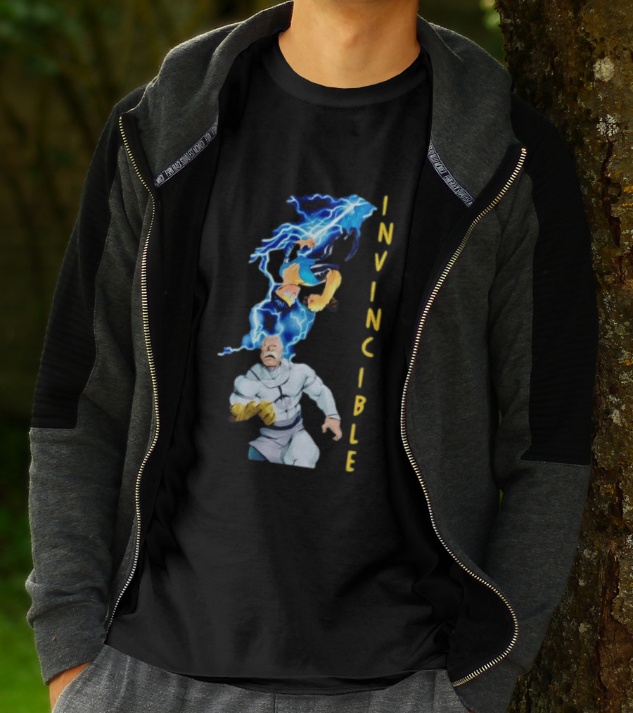Invincible Vs Conquest Lightning Battle T-Shirt