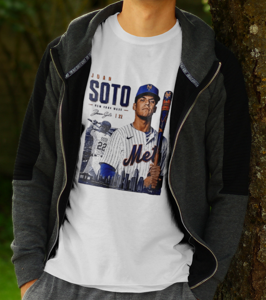 Juan Soto New York Mets MLB 22 Player Batting Skyline Collage T-Shirt