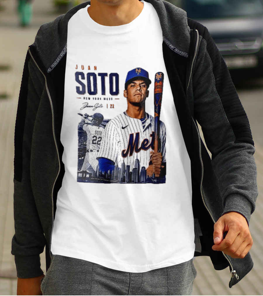 Juan Soto New York Mets MLB 22 Player Batting Skyline Collage T-Shirt