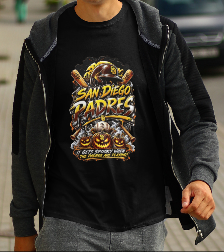 San Diego Padres It Gets Spooky When The Padres Are Playing Halloween Baseball Pumpkins Bats T-Shirt