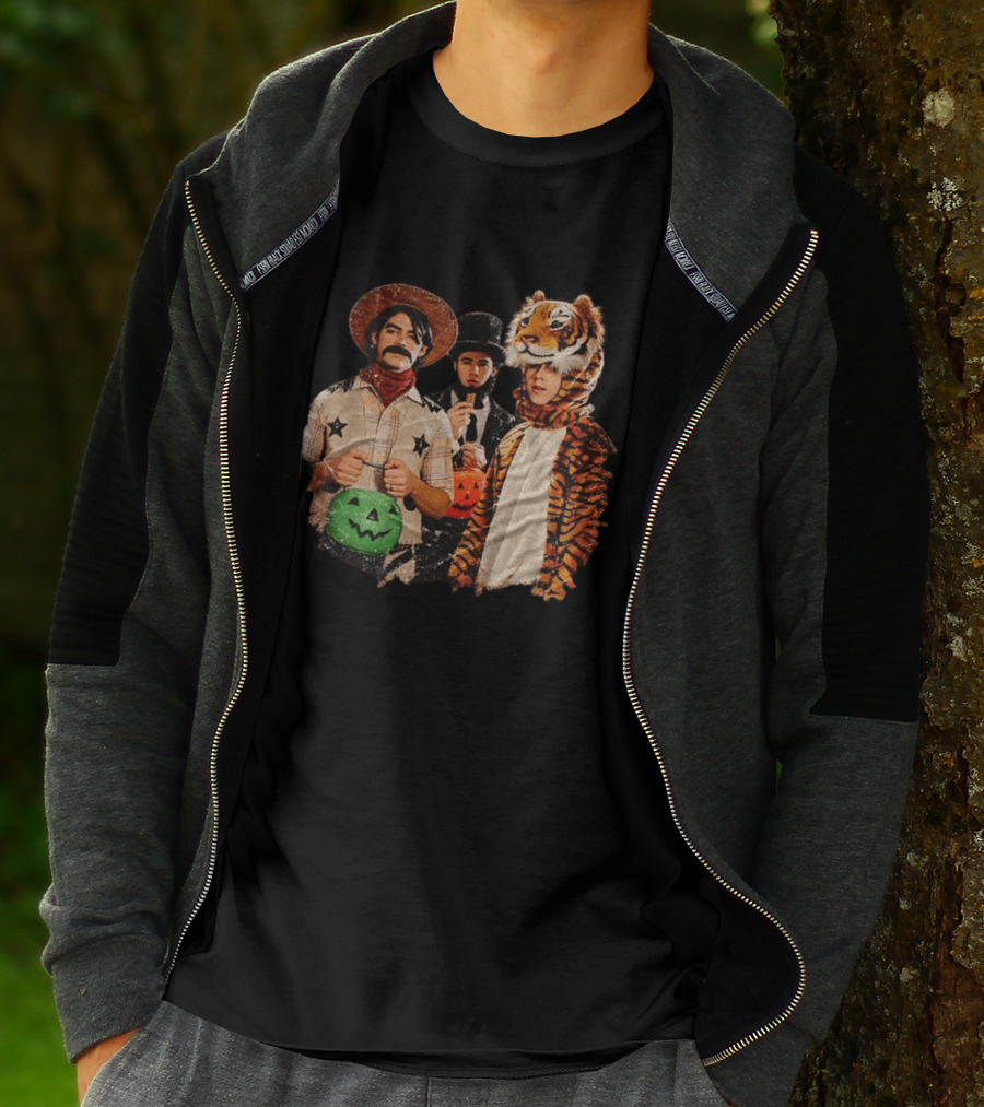Jonas Brothers Cowboy Tiger Top Hat Halloween Costume Fun T-Shirt
