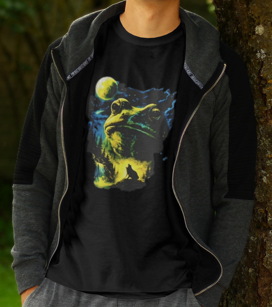 Giant Toad Glowing Moon Howling Waterfall Forest Mystic Scene T-Shirt
