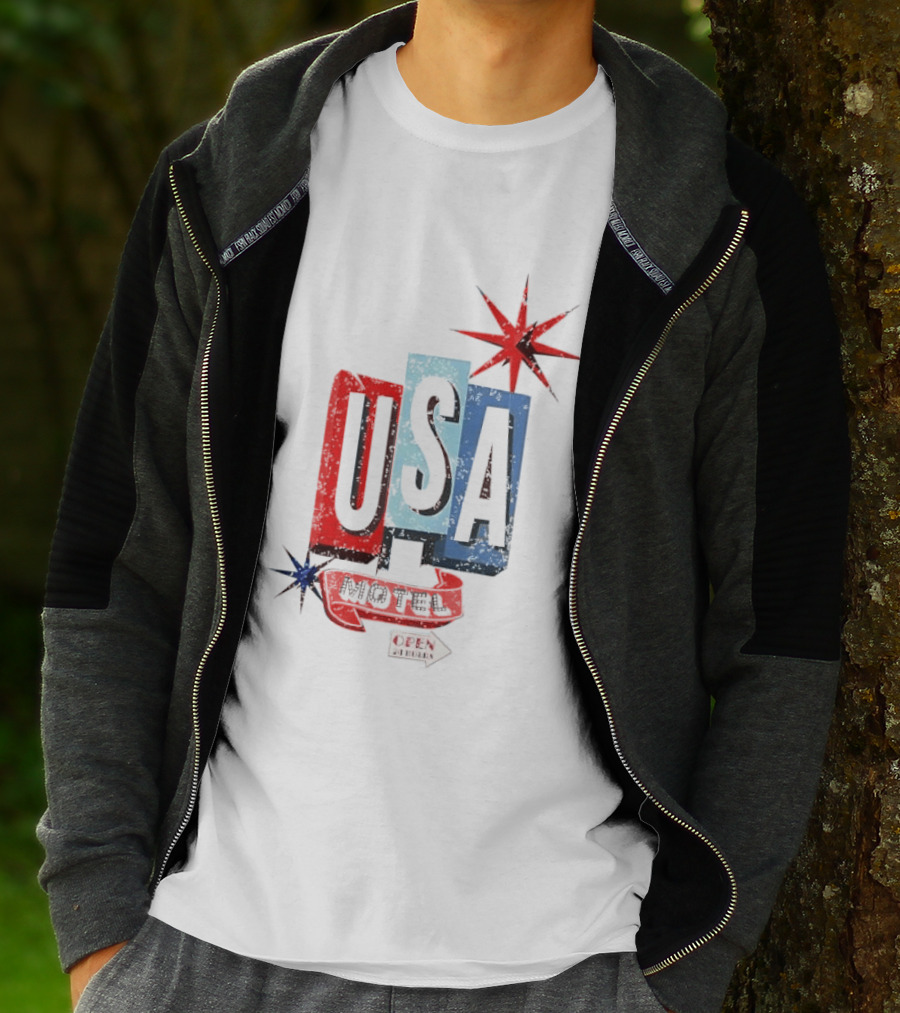 USA Motel Open 24 Hours Retro Sign With Stars T-Shirt