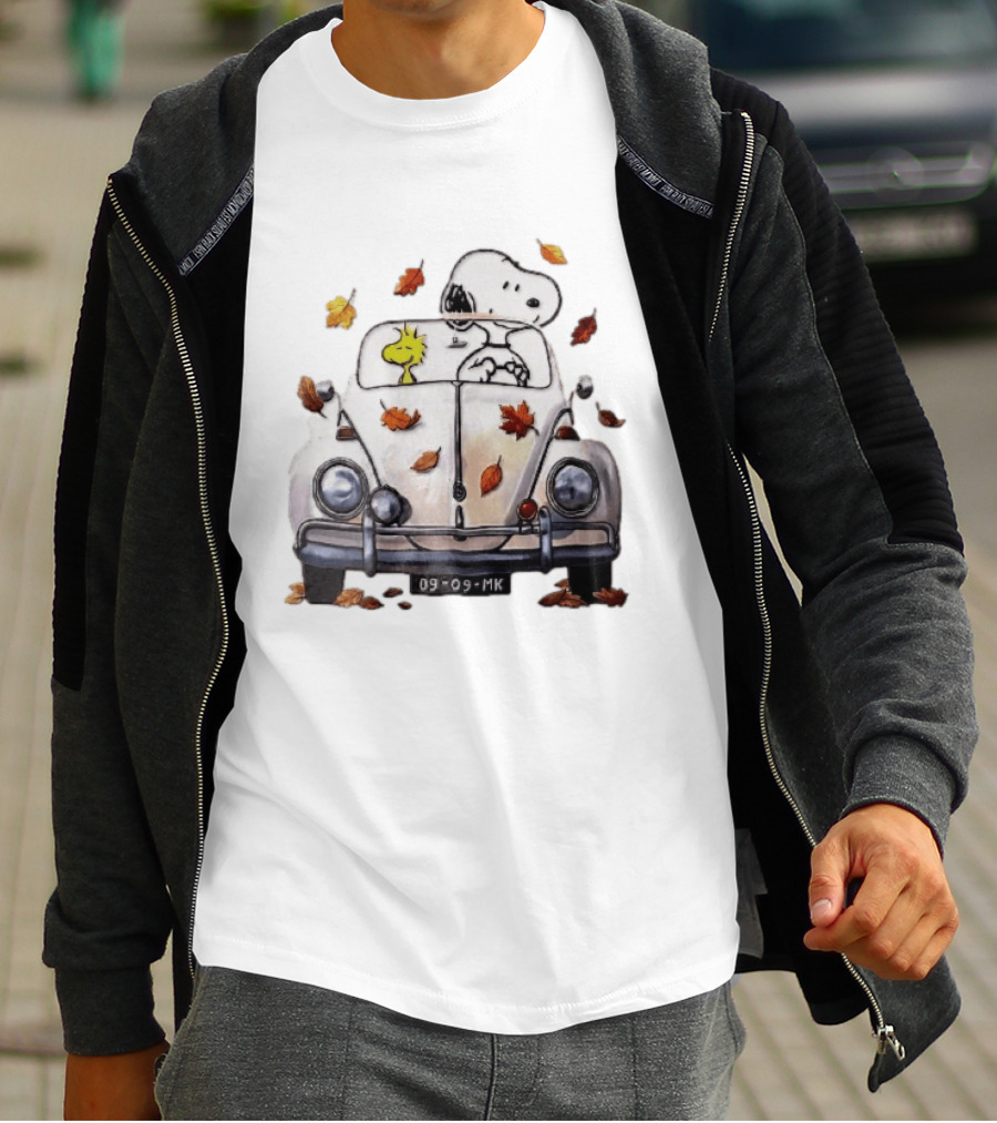 Peanuts Snoopy Woodstock Driving Car Autumn Leaves Watercolor Cartoon 09 Mk T-Shirt