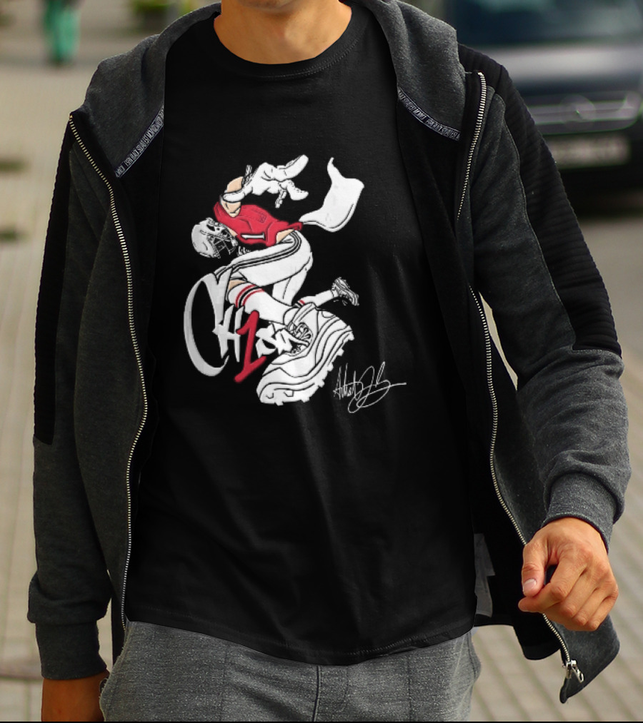 C1n Cam Newton New England Patriots Fisheye Cleat Cartoon Line T-Shirt