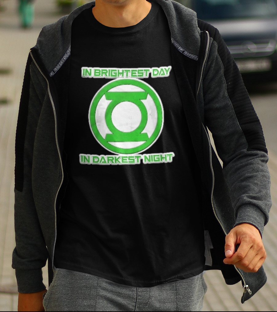 Green Lantern In Brightest Day In Darkest Night T-Shirt