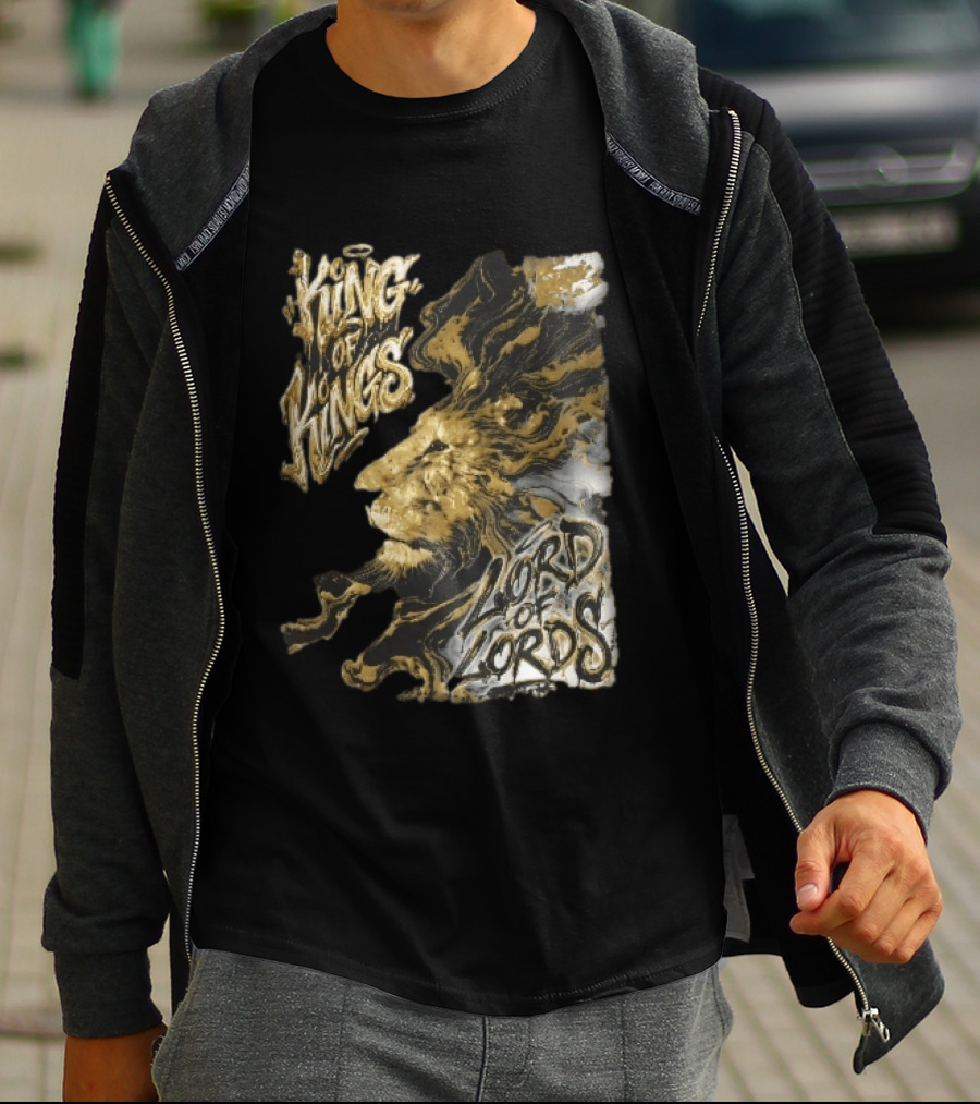 King Of Kings Lord Of Lords Golden Lion Swirling Mane T-Shirt