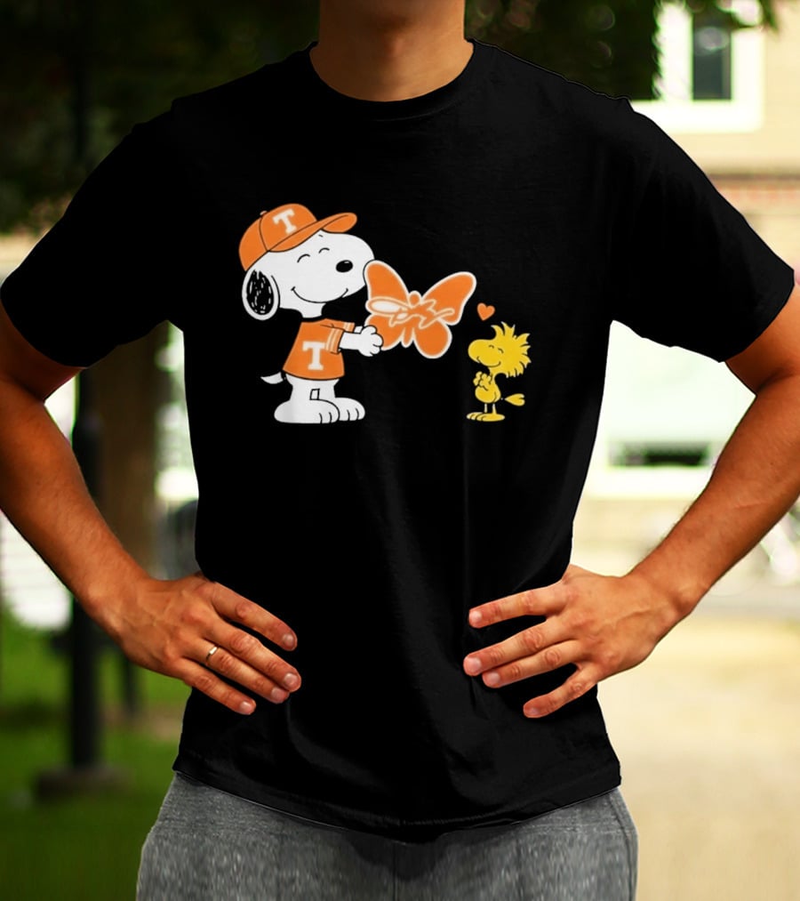 Snoopy Woodstock Tennessee Volunteers Orange Heart Butterfly T-Shirt