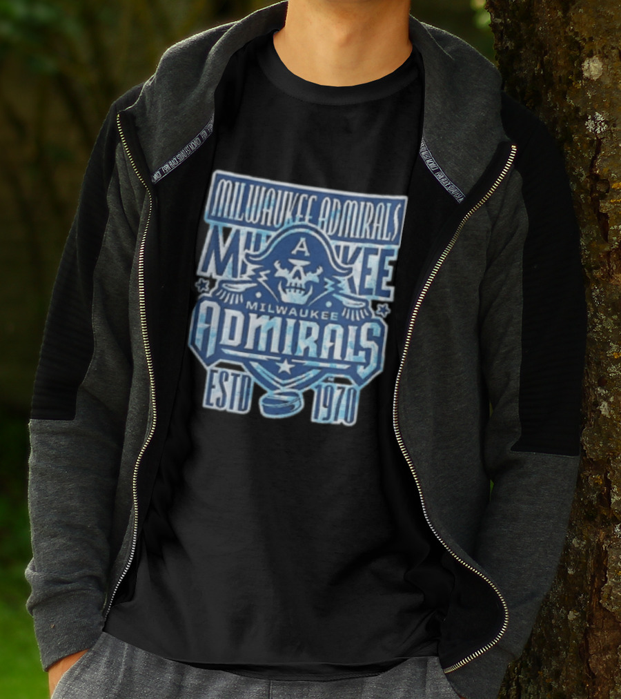 Milwaukee Admirals Estd 1970 Skull Hockey Puck Distressed Navy Blue T-Shirt