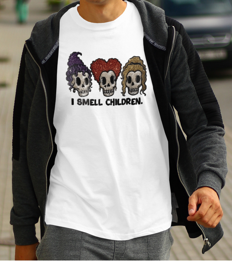 I Smell Children Witch Skulls Sparkle Embroidery Halloween T-Shirt