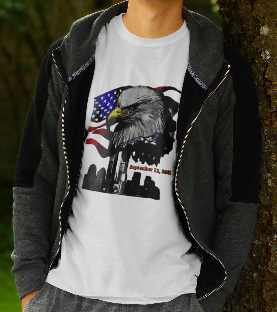 September 11 2001 Twin Towers New York Skyline Crying Bald Eagle American Flag T-Shirt