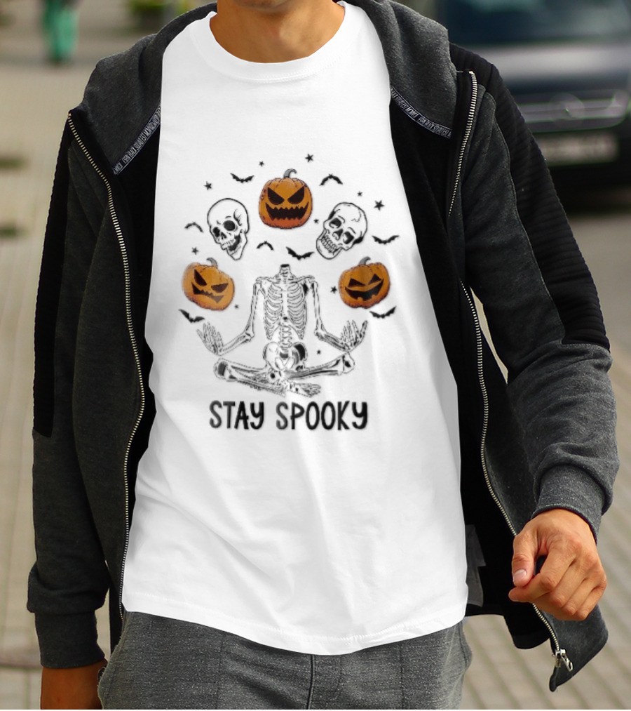 Stay Spooky Headless Skeleton Meditating Floating Skulls Pumpkins Bats Halloween T-Shirt