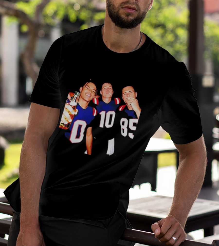New England Patriots Christian Gonzalez Drake Maye Hunter Henry Cheering With Beer T-Shirt