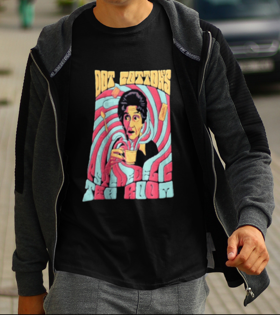 Dot Cotton's Psychedelic Tea Room Eastenders Retro Swirl T-Shirt