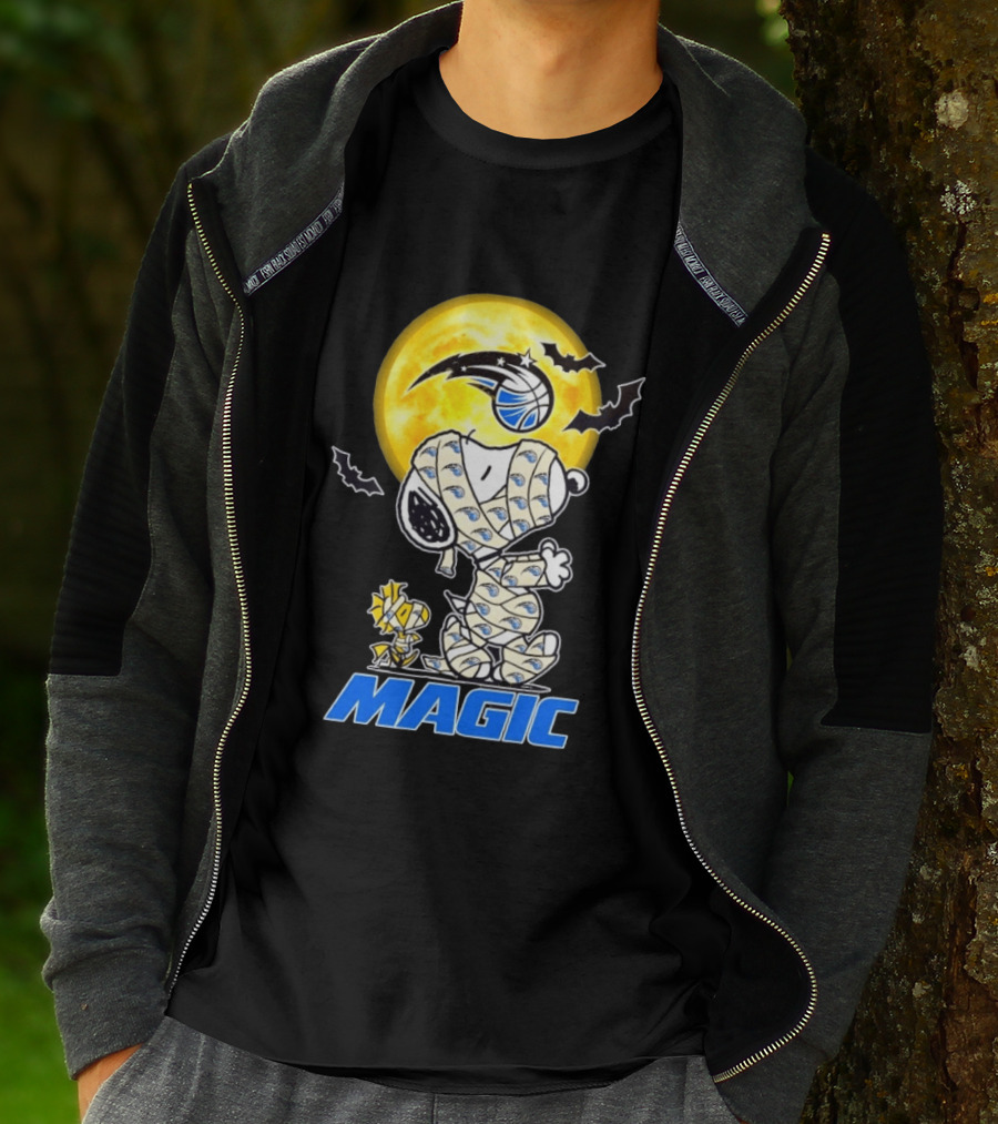 Orlando Magic Snoopy Woodstock Halloween Mummy Cosplay With Moon And Bats T-Shirt