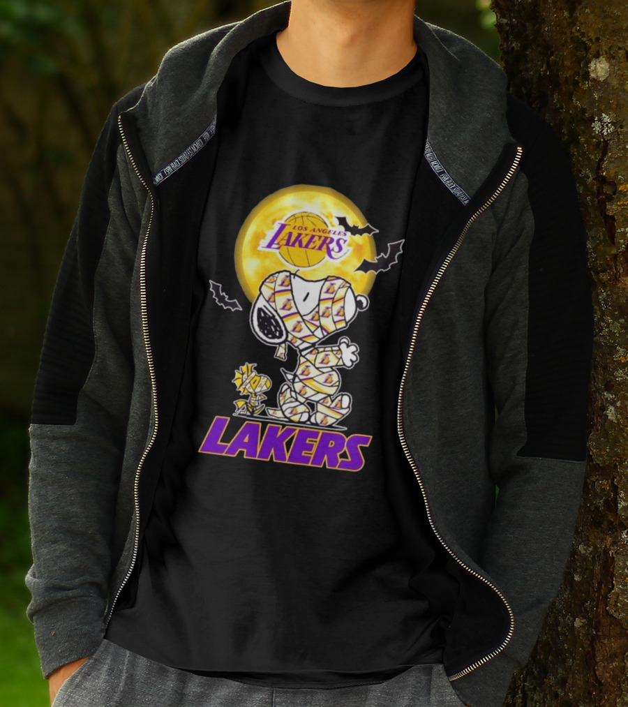 Los Angeles Lakers Snoopy Woodstock Mummy Halloween Moon Bats T-Shirt