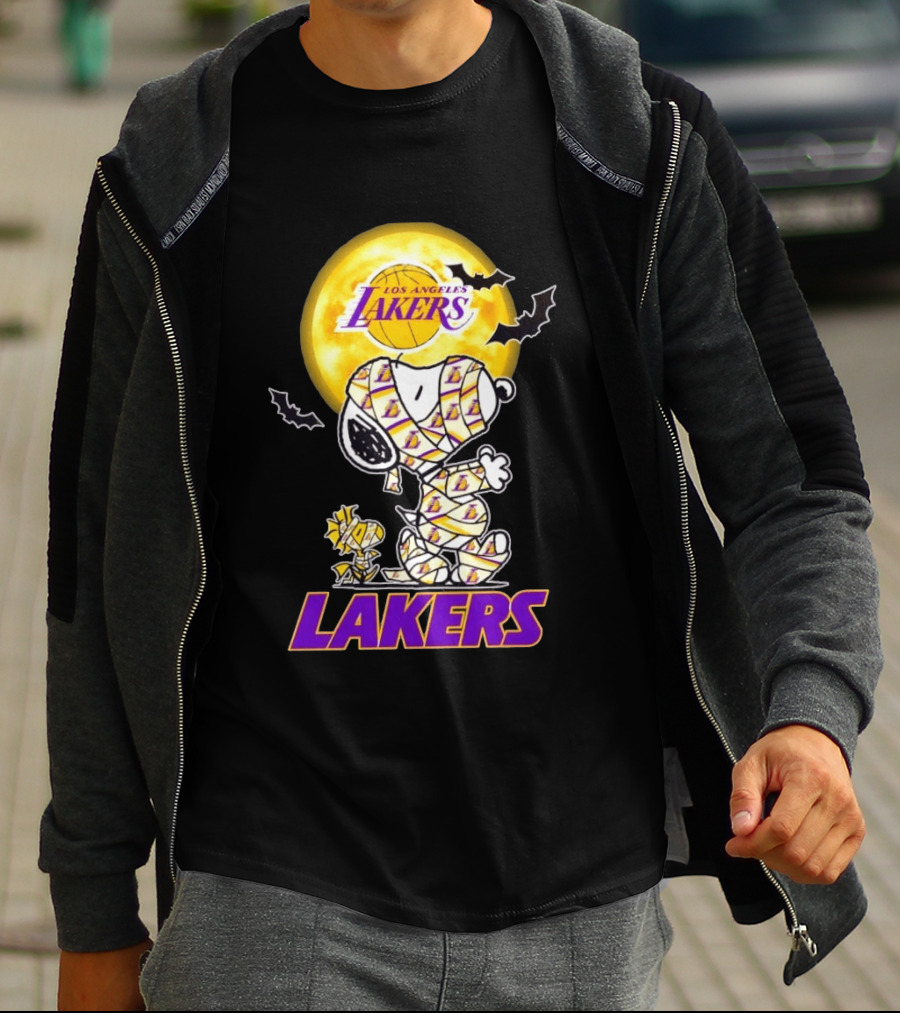 Los Angeles Lakers Snoopy Woodstock Mummy Halloween Moon Bats T-Shirt