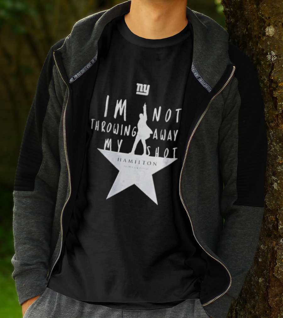 New York Giants I'm Not Throwing Away My Shot Hamilton Musical Silhouette Star T-Shirt