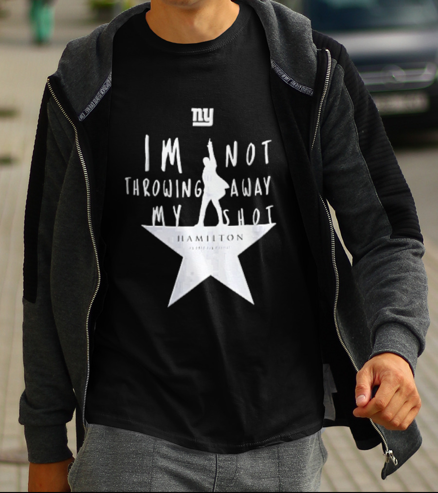 New York Giants I'm Not Throwing Away My Shot Hamilton Musical Silhouette Star T-Shirt