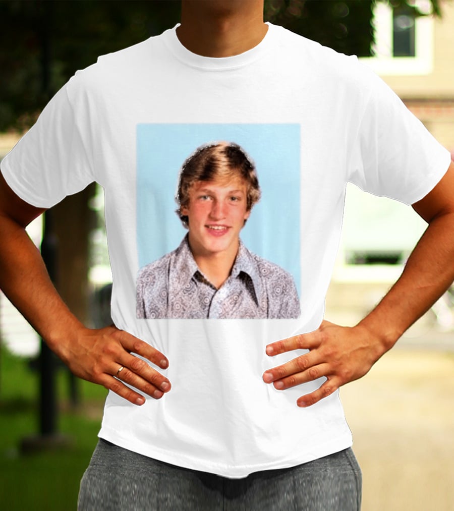 Awesome Matthew McConaughey High School Photo Retro Vibe T-Shirt