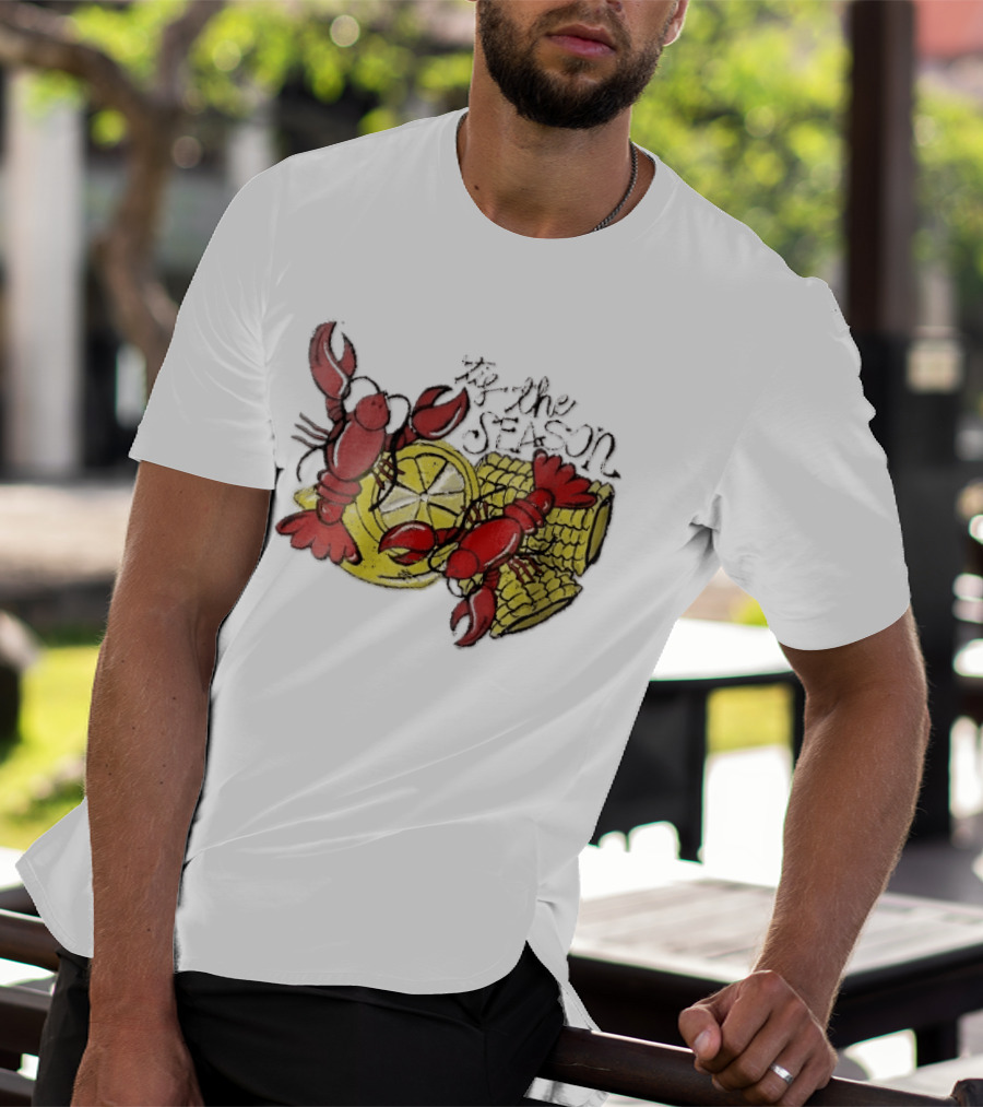 Tis The Season Distressed Cartoon Crawfish Lemon Corn Cob Fun T-Shirt