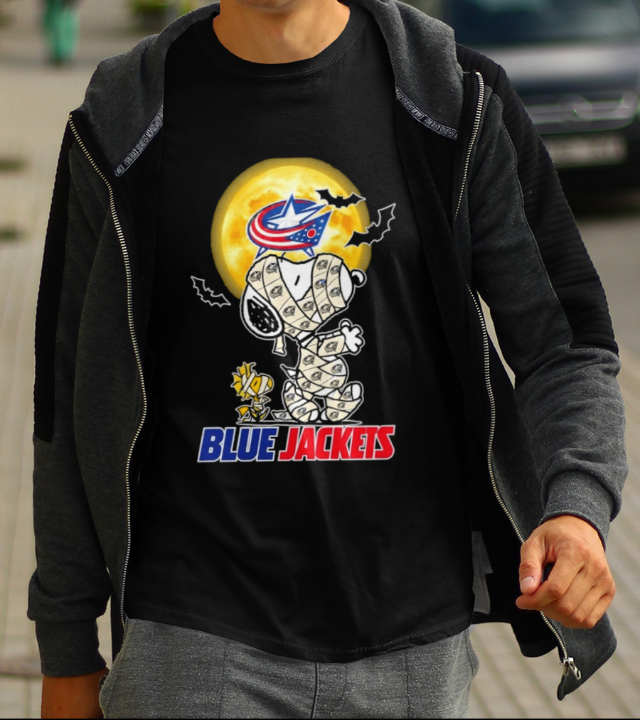 Columbus Blue Jackets Snoopy Woodstock Mummy Halloween Moon T-Shirt