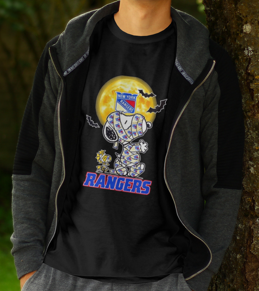 New York Rangers Snoopy Woodstock Cosplay Mummy Halloween Moon Bats T-Shirt
