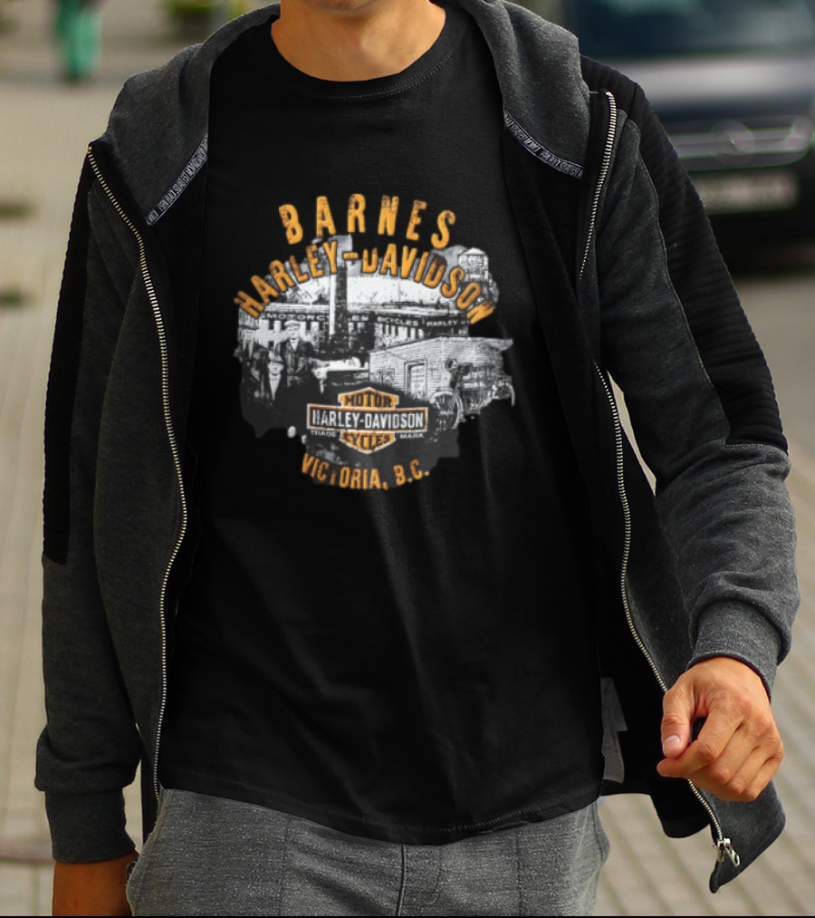 Barnes Harley Davidson Motor Cycles Victoria BC Distressed T-Shirt